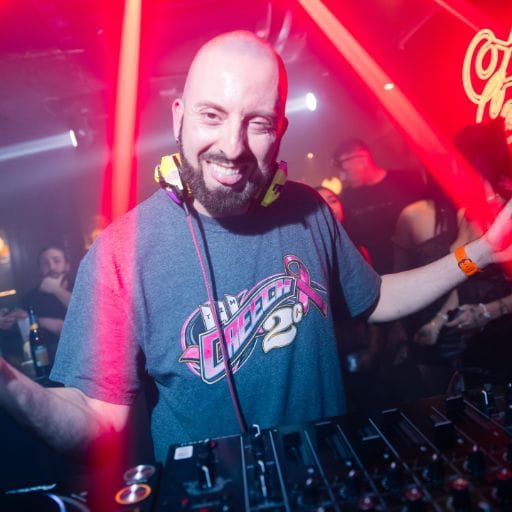 CHRIS DANIEL 1 Many Zaragoza